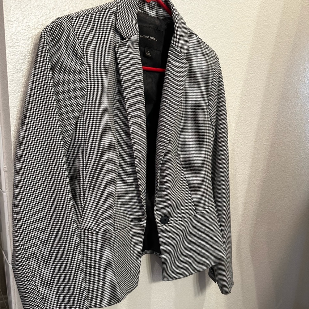 Banana republic houndstooth black and white blazer